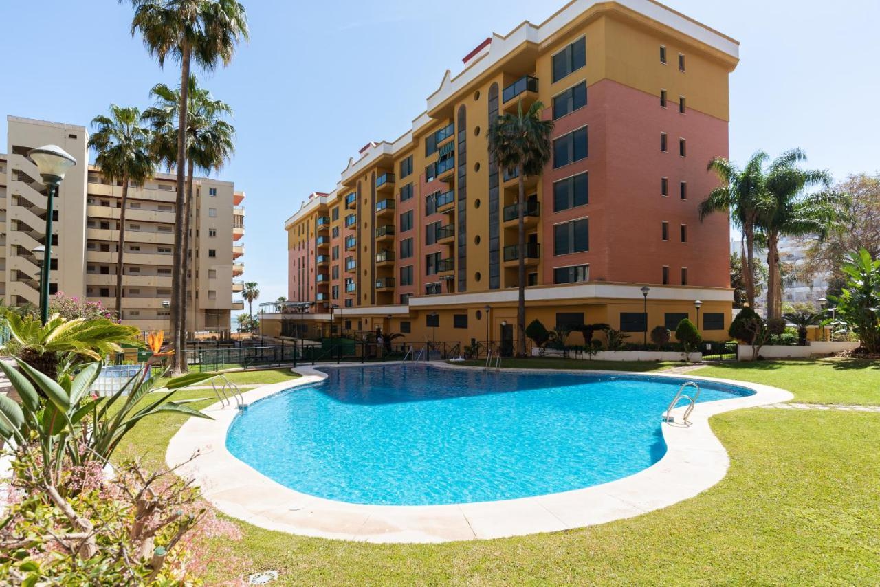 Apartamento Residencial Bajondillo توريمولينوس المظهر الخارجي الصورة