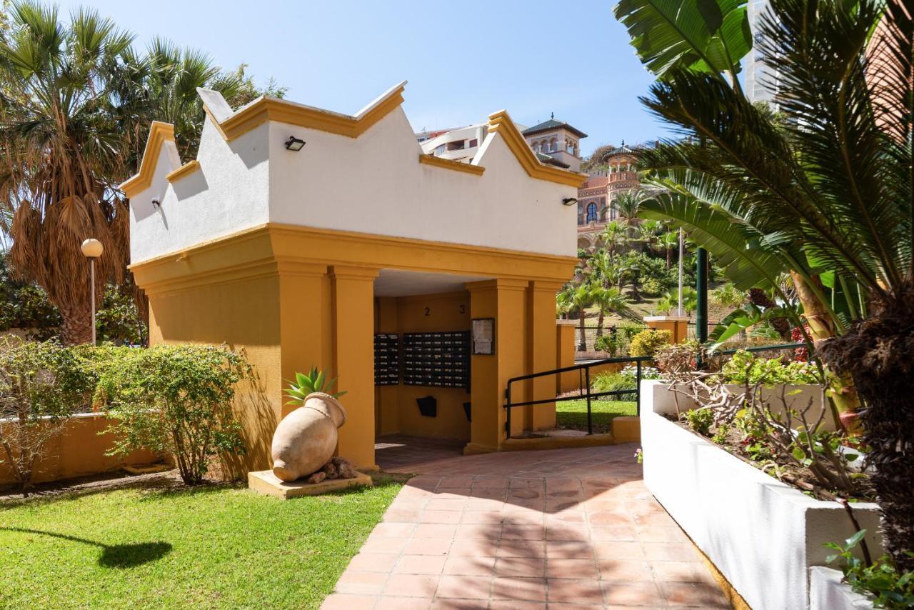 Apartamento Residencial Bajondillo توريمولينوس المظهر الخارجي الصورة