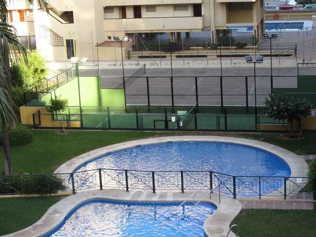 Apartamento Residencial Bajondillo توريمولينوس الغرفة الصورة