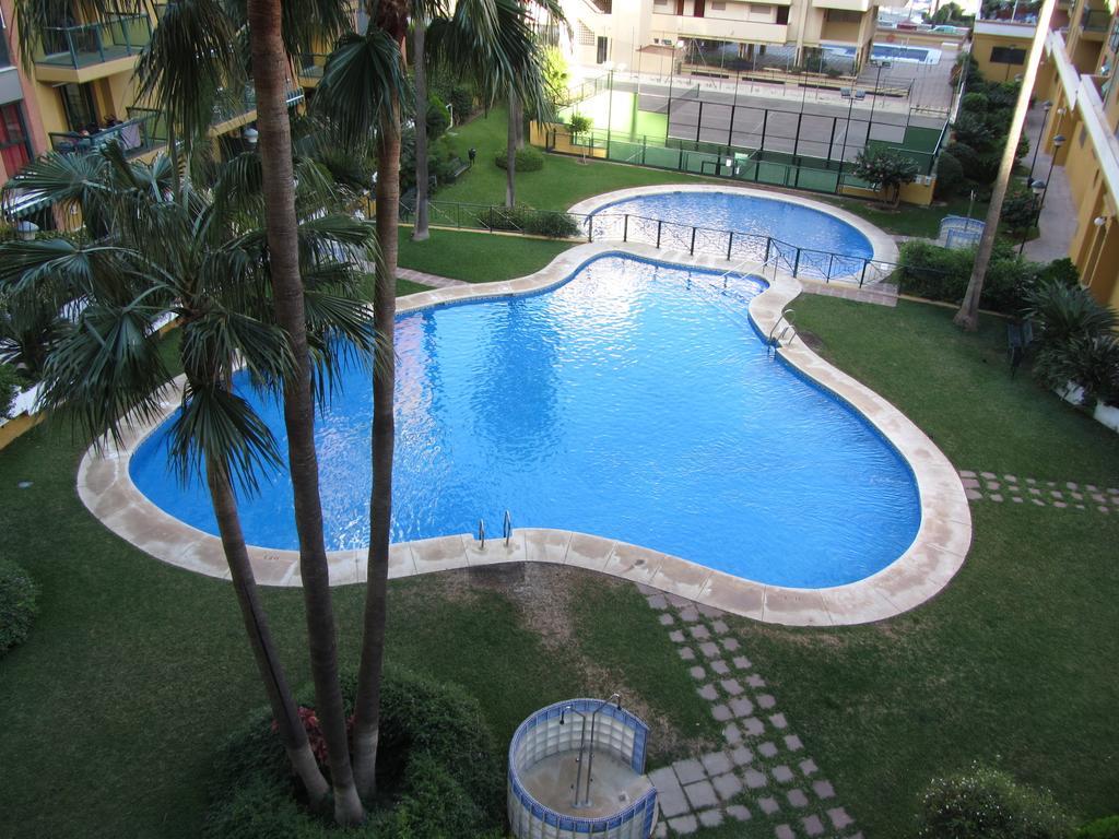 Apartamento Residencial Bajondillo توريمولينوس الغرفة الصورة